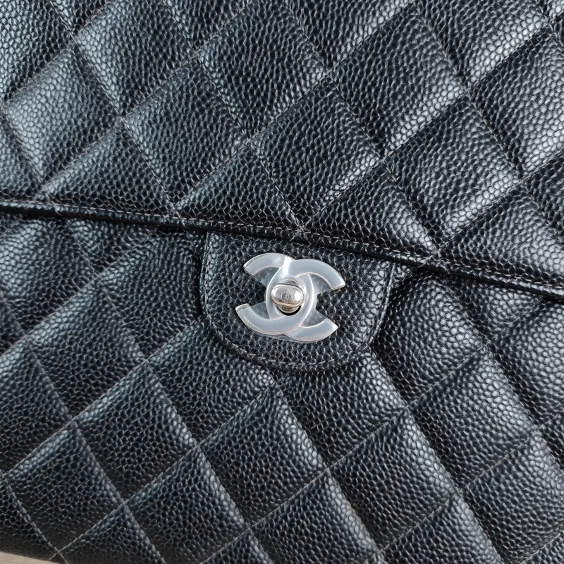 Chanel Crossbody Bagcf Collection Crossbody Bag Black Calfskin One Size30 × 8 × 21.5 cm — detail view 2 of 13