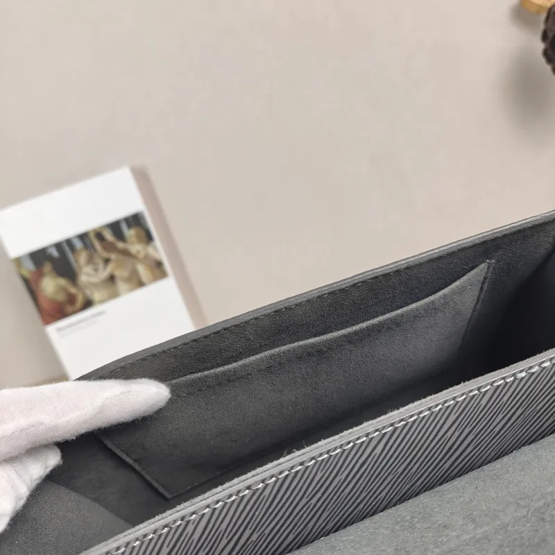 Louis Vuitton Crossbody Bag Twist Grey Calfskin Medium 23 × 9.5 × 17 cm — detail view 6 of 12