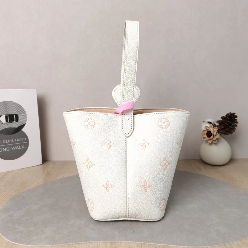 Louis Vuitton Top Handle Bag ALL IN BB White · Pink Calfskin BB 16 × 12 × 18 cm — cover view 4 of 5
