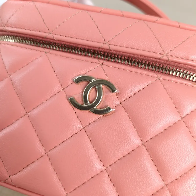 Chanel Crossbody Bag Box Cosmetic Bag Pink Calfskin One Size 15 × 12 × 12 cm — detail view 3 of 10