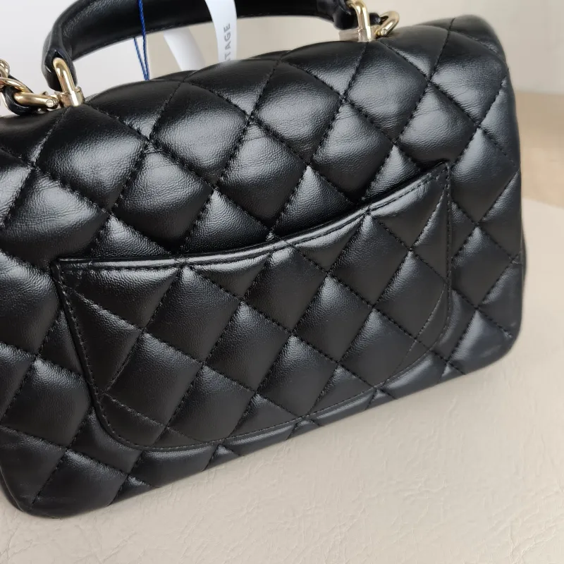Chanel Crossbody Bag cf mini Black Lambskin mini20 × 6 × 12 cm Conditioned — detail view 3 of 13