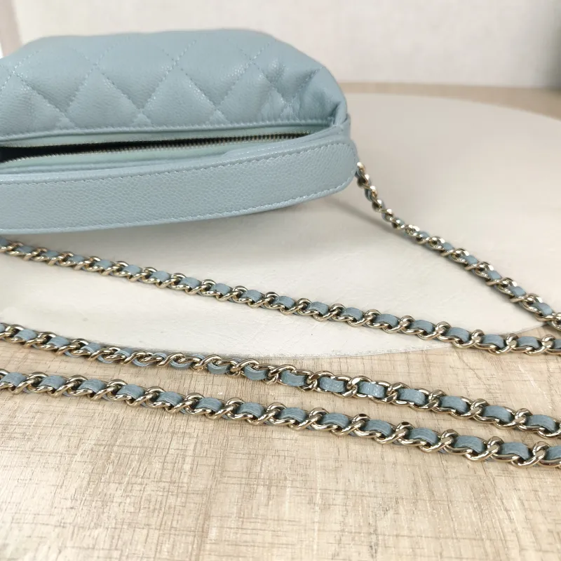 Chanel Crossbody Bag Crossbody Bag Blue Grained Calfskin One Size 21.5 × 7.5 × 19 cm — detail view 7 of 12