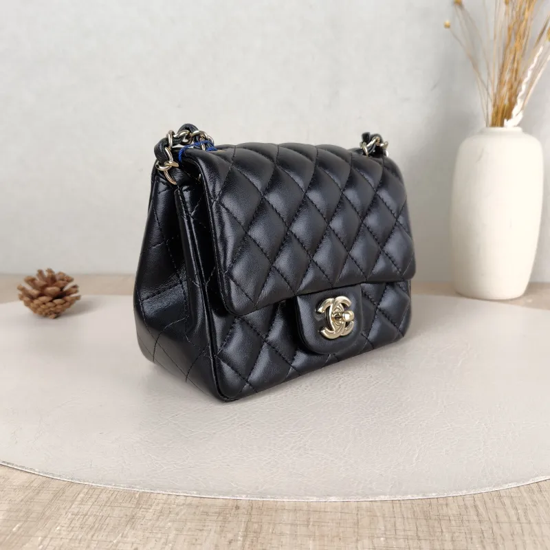 Chanel Crossbody Bag Classic Flap Mini CF Mini Black SL ambskin Mini 17 × 8 × 13.5 cm — cover view 2 of 5