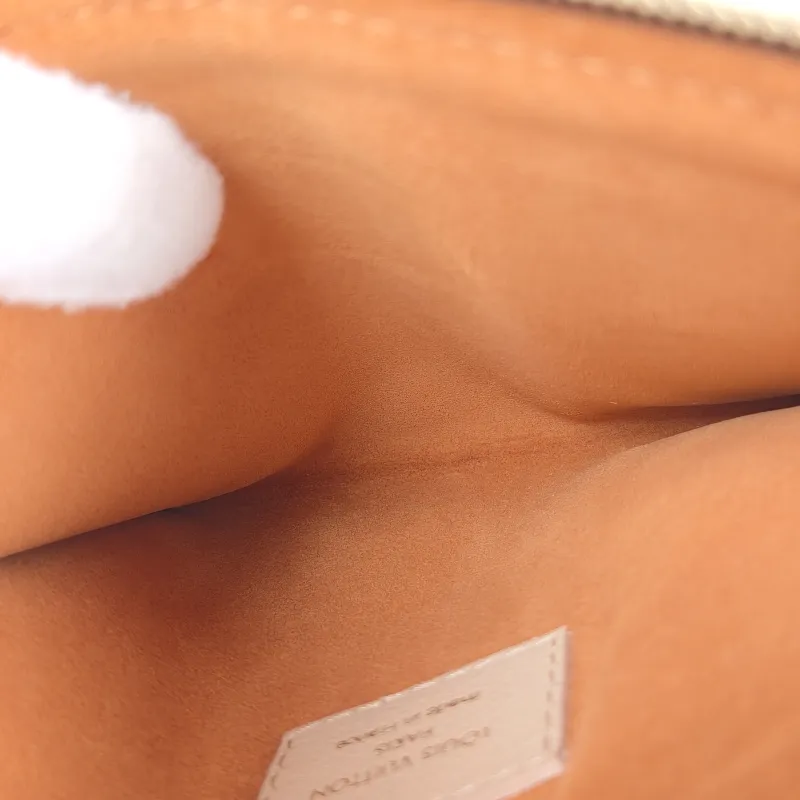 Louis Vuitton Shoulder Bag LOW KEY COOKIE Pink Calfskin Medium 32 × 5 × 26 cm — detail view 5 of 14