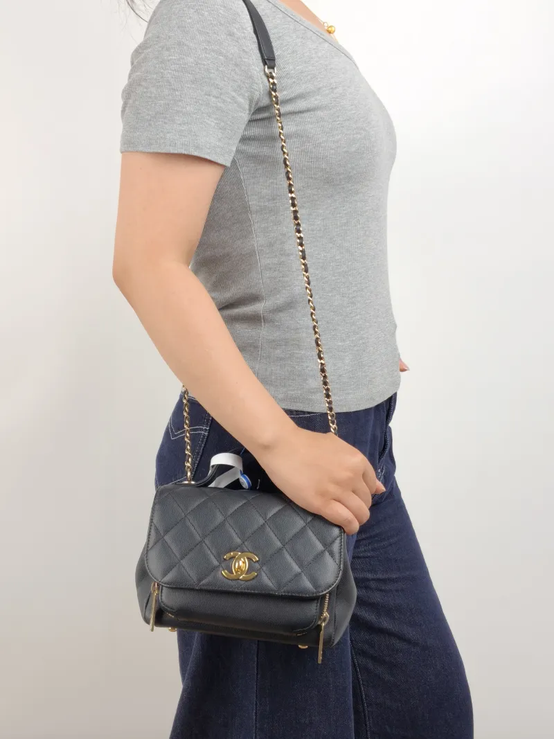 Chanel Crossbody Bag affinity Messenger Bag Black with Gold-Tone Hardware Grained Calfskin Small 19 × 7 × 14 cm 27 — on-model view 2 of 3