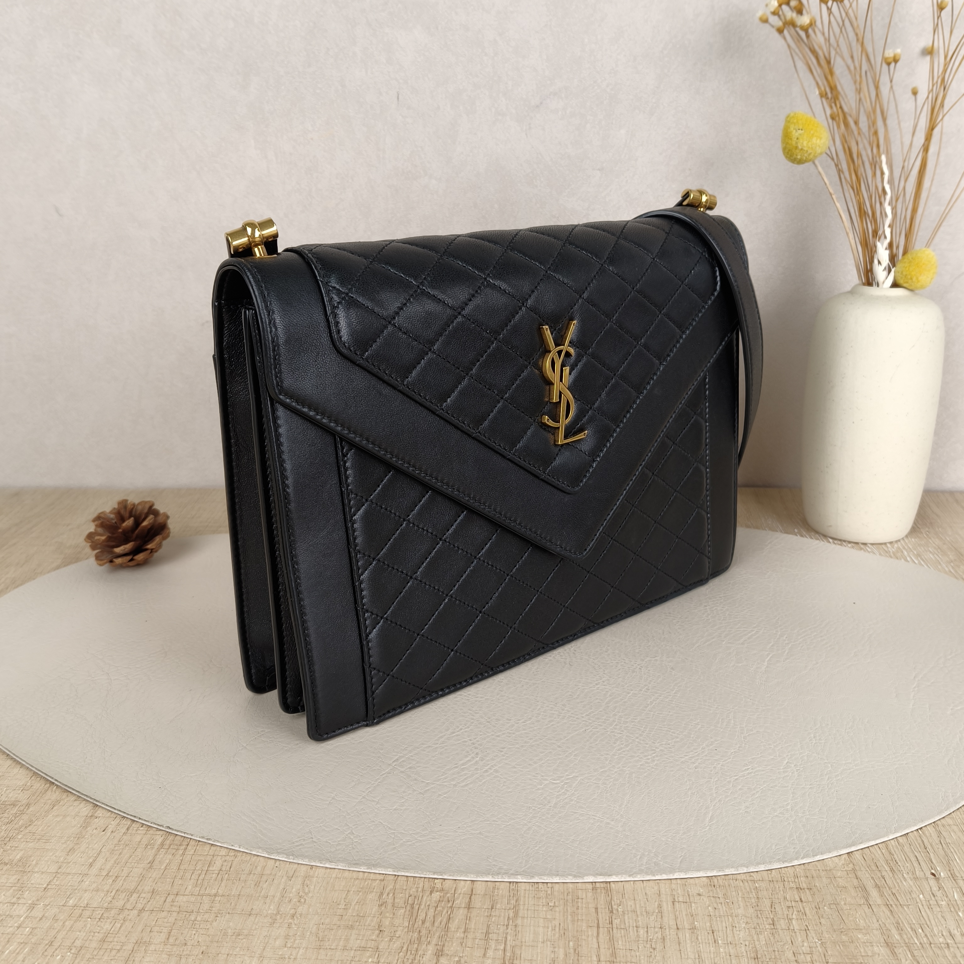 SAINT LAURENT gaby Shoulder Bag Black Lambskin · 26.5 × 3 × 8 cm — cover view 4 of 8