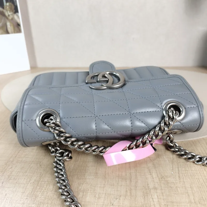 GUCCI Crossbody Bag GG Marmont Small Marmont 22 Grey Calfskin Small 22 × 6 × 13 cm Conditioned — detail view 11 of 11
