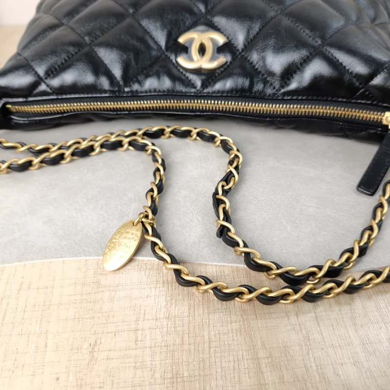 Chanel Shoulder Bag 25s hobo Black Lambskin 32 × 4 × 18 cm — detail view 11 of 11