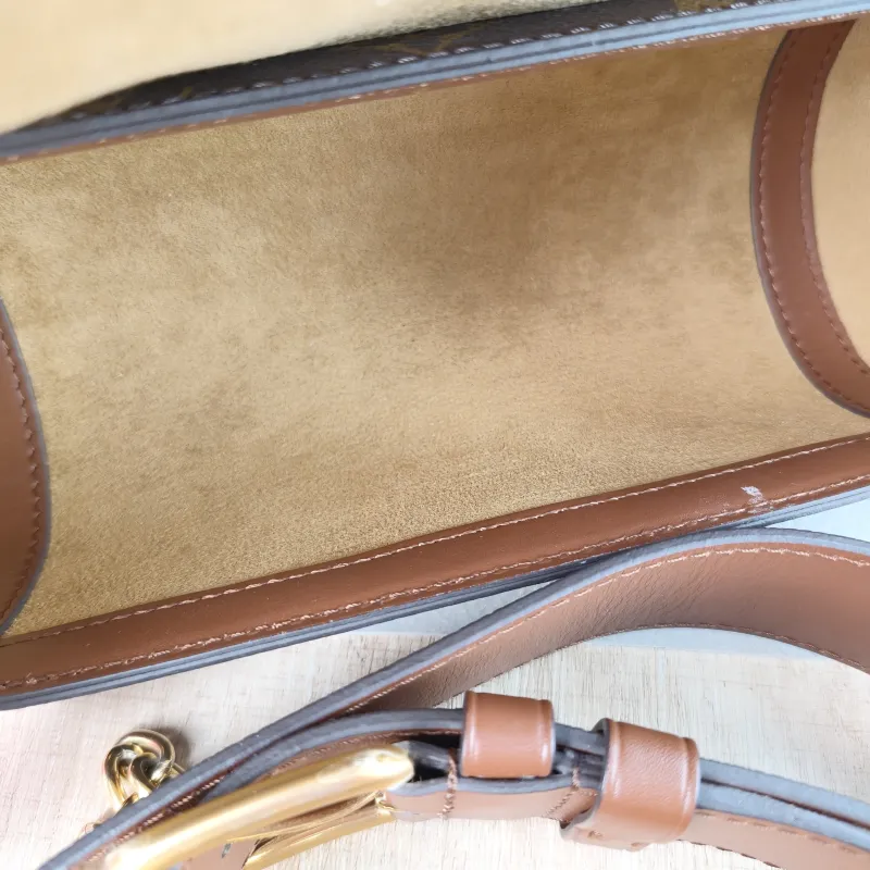 Louis Vuitton Crossbody Bag Papillon Trunk Monogram PVC Small 19 × 9 × 9 cm — detail view 6 of 12