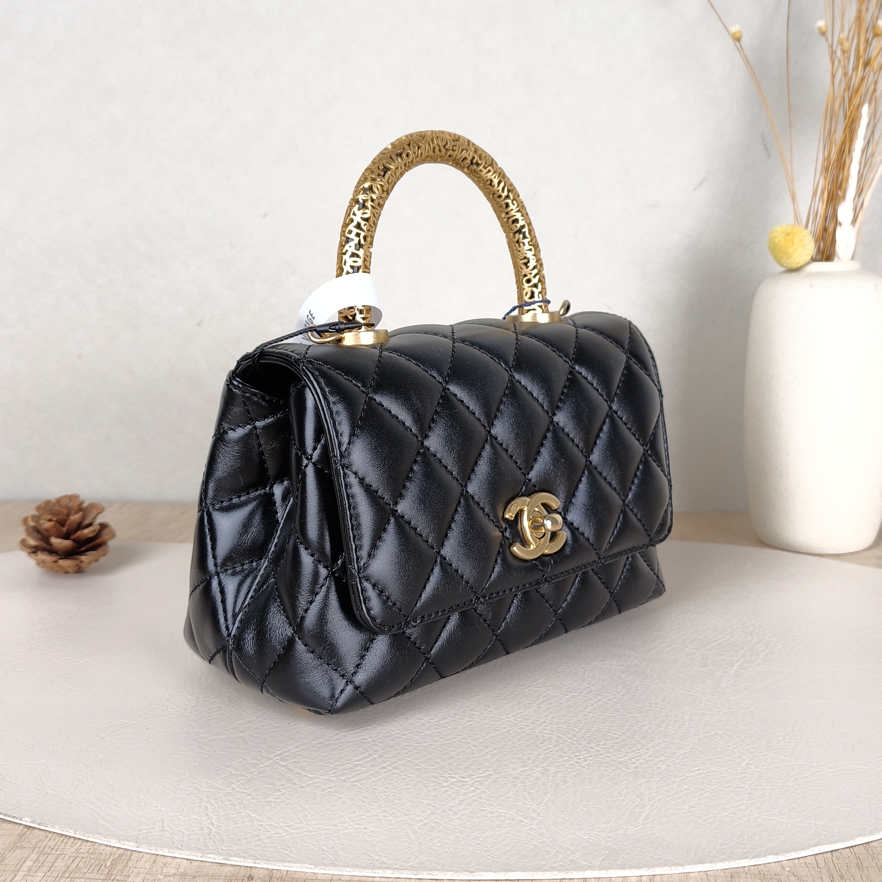 Chanel Crossbody Bag Edition coco handle Black Lambskinmini19 × 9 × 13 cm — cover view 5 of 5