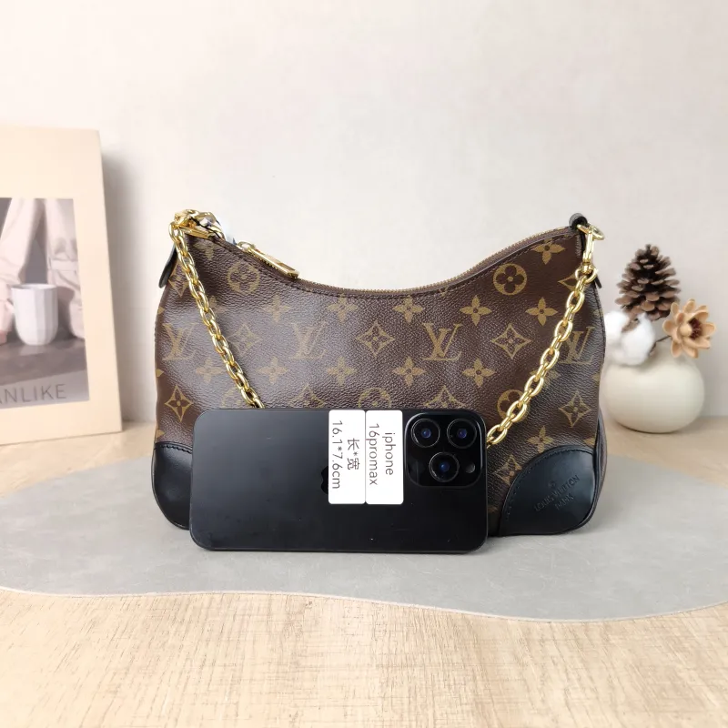 Louis Vuitton Crossbody Bag Boulogne PVC Small 26 × 9.5 × 16 cm — cover view 5 of 6