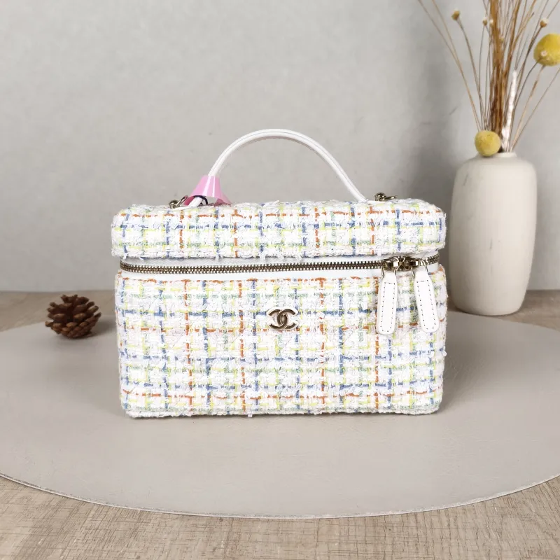 Chanel Crossbody Baglp Box Bag Top Handle Crossbody Bag One Size19.5 × 5 × 17 cm