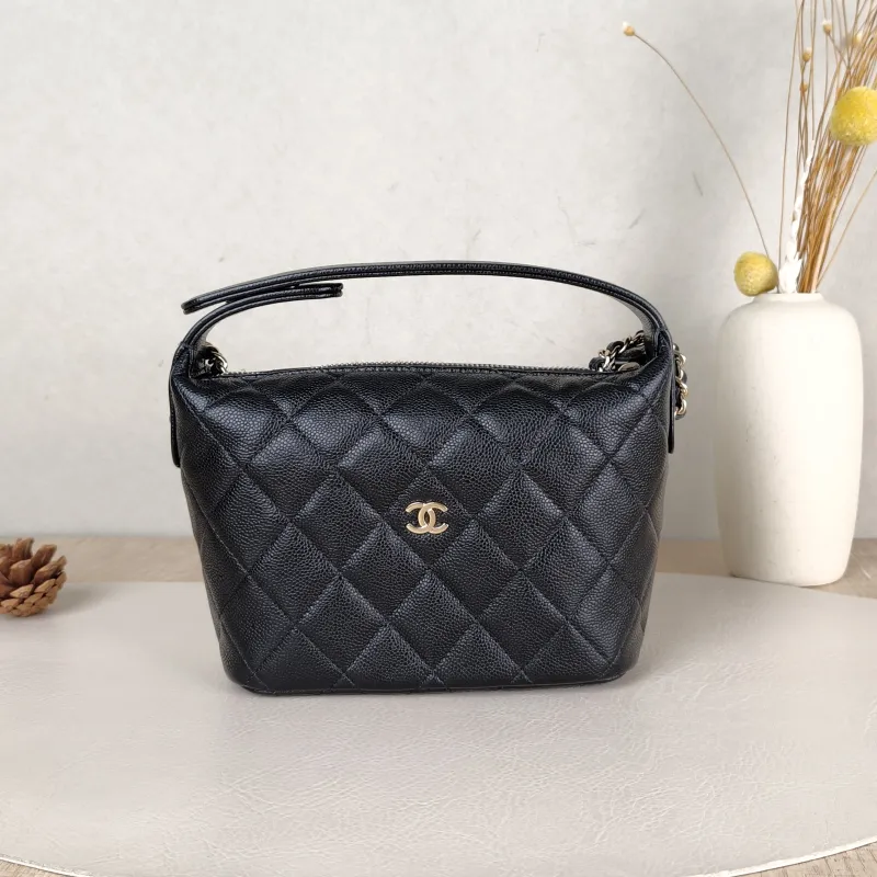 Chanel Crossbody Bag25c Vanity Case Bag Black Grained Calfskin One Size19 × 6 × 12.5 cm