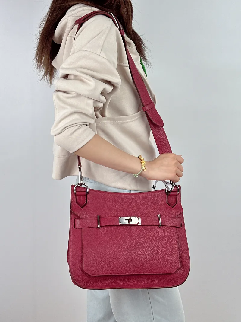 Hermès Shoulder Bag Jypsiere 31 K5 TC Calfskin Medium 31 × 14 × 25 cm T — on-model view 1 of 2