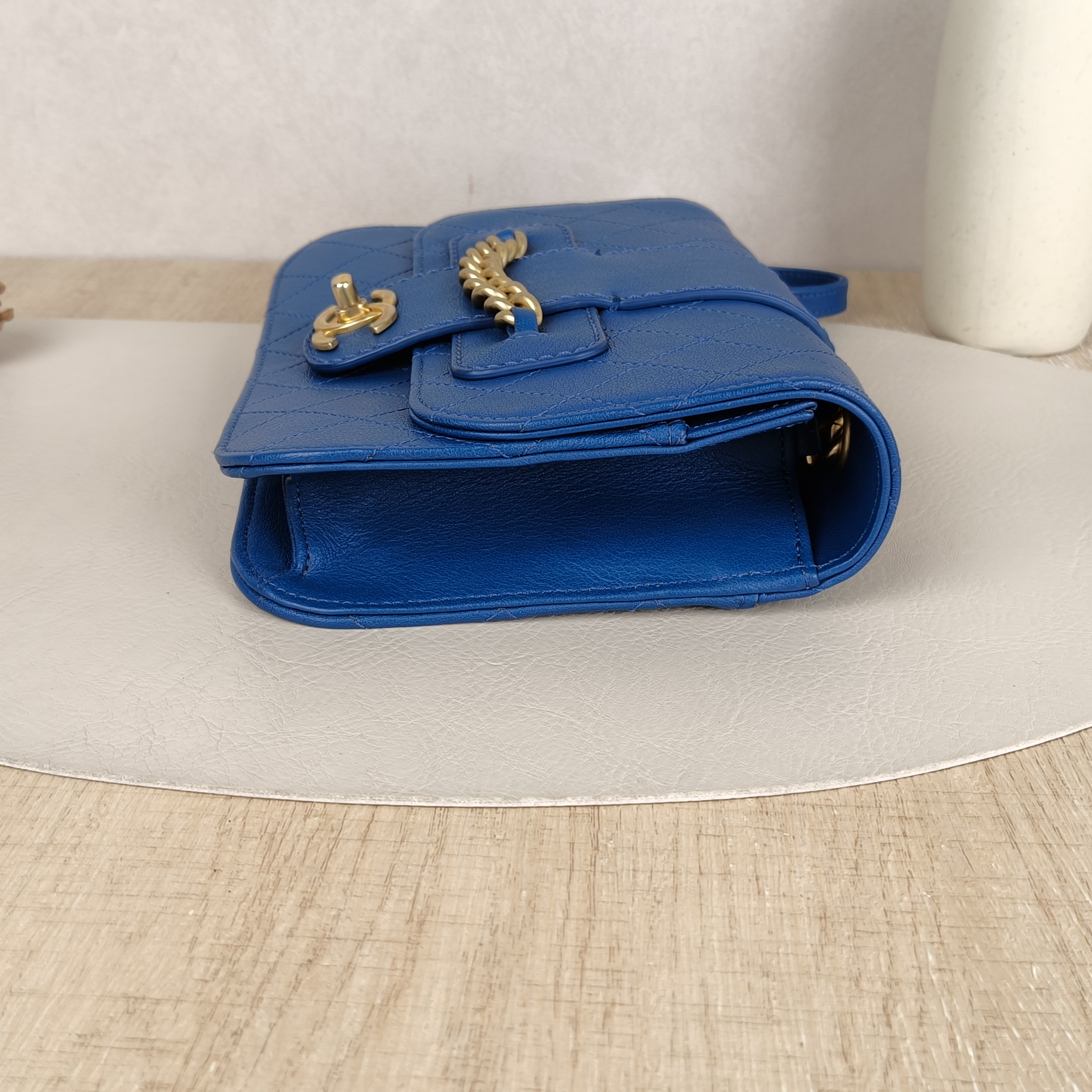 Chanel Crossbody Bagcf Collection Crossbody Bag Blue Calfskin One Size21 × 3.5 × 16 cm — cover view 8 of 8