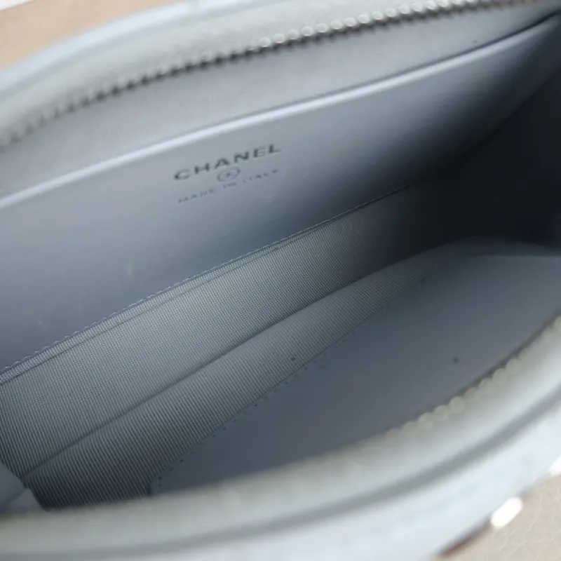 Chanel Crossbody Bag Blue Grained Calfskin 21 × 5.5 × 12 cm — detail view 12 of 13