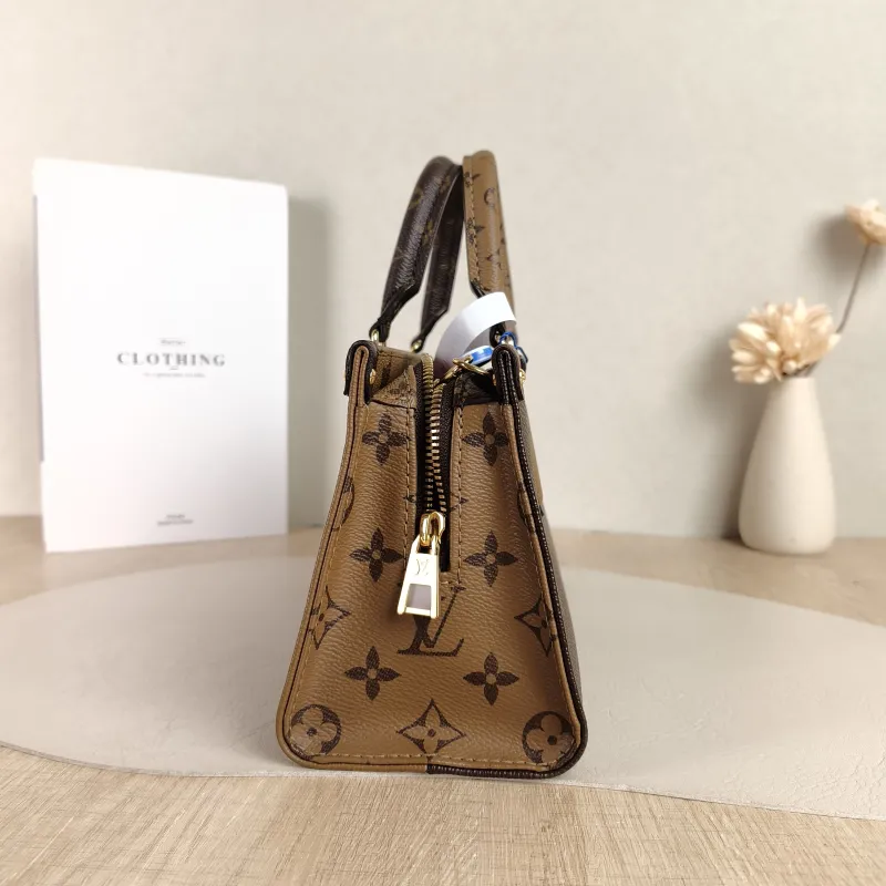 Louis Vuitton Crossbody Bag Onthego East West Two Straps Monogram PVC Small 25 × 10 × 13 cm — detail view 2 of 10