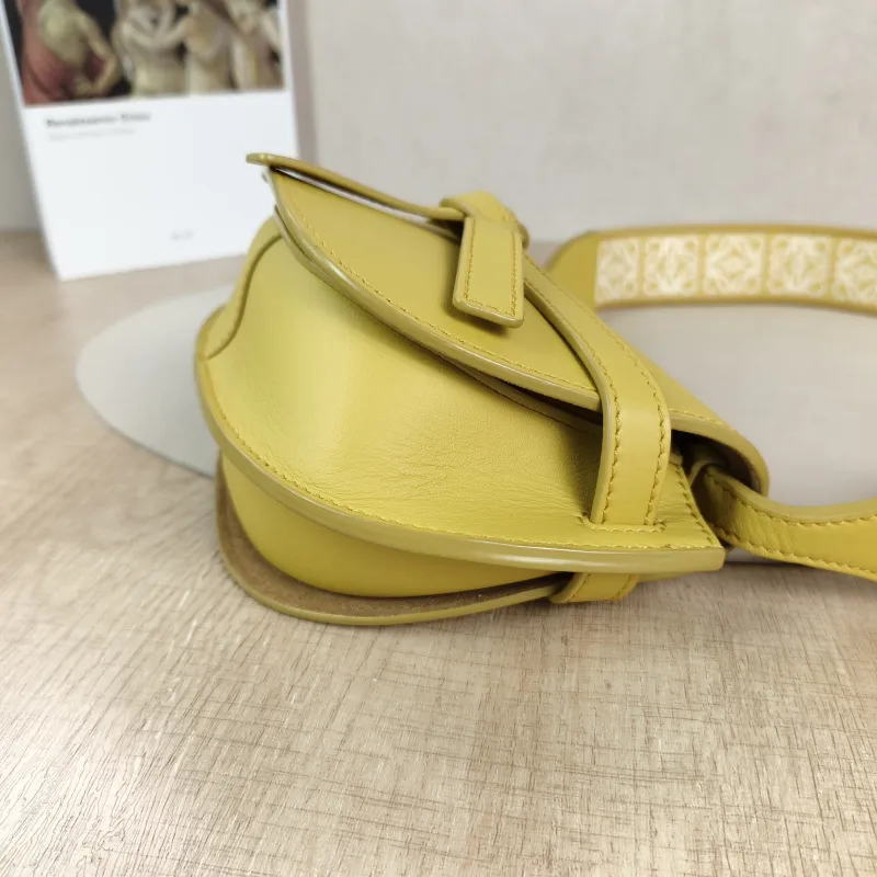 LOEWE Crossbody Bag Gate Dual Calfskin Mini 21 × 9.5 × 12.5 cm — detail view 12 of 12