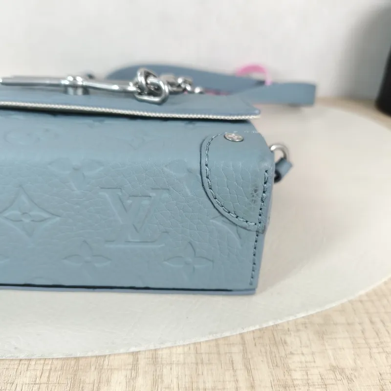 Louis Vuitton Crossbody Bag Steamer Box Green Calfskin Mini 18 × 6.5 × 11 cm — detail view 10 of 13