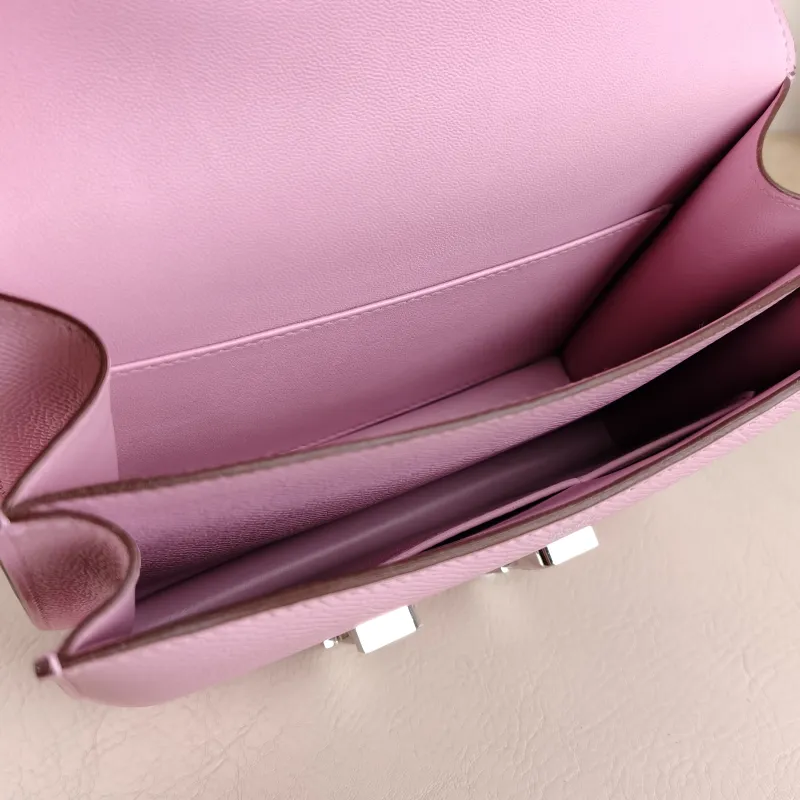 Hermès Crossbody Bag Constance 19 Silver-Tone Hardware X9 Epsom Calfskin Mini 18 × 4 × 15 cm k — detail view 10 of 11