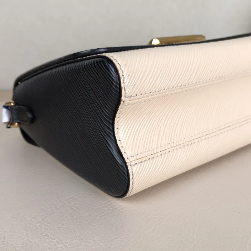 Louis Vuitton Crossbody Bag Twist Colorblock Epi Embossed Calfskin Medium23 × 9.5 × 17 cm — detail view 1 of 11
