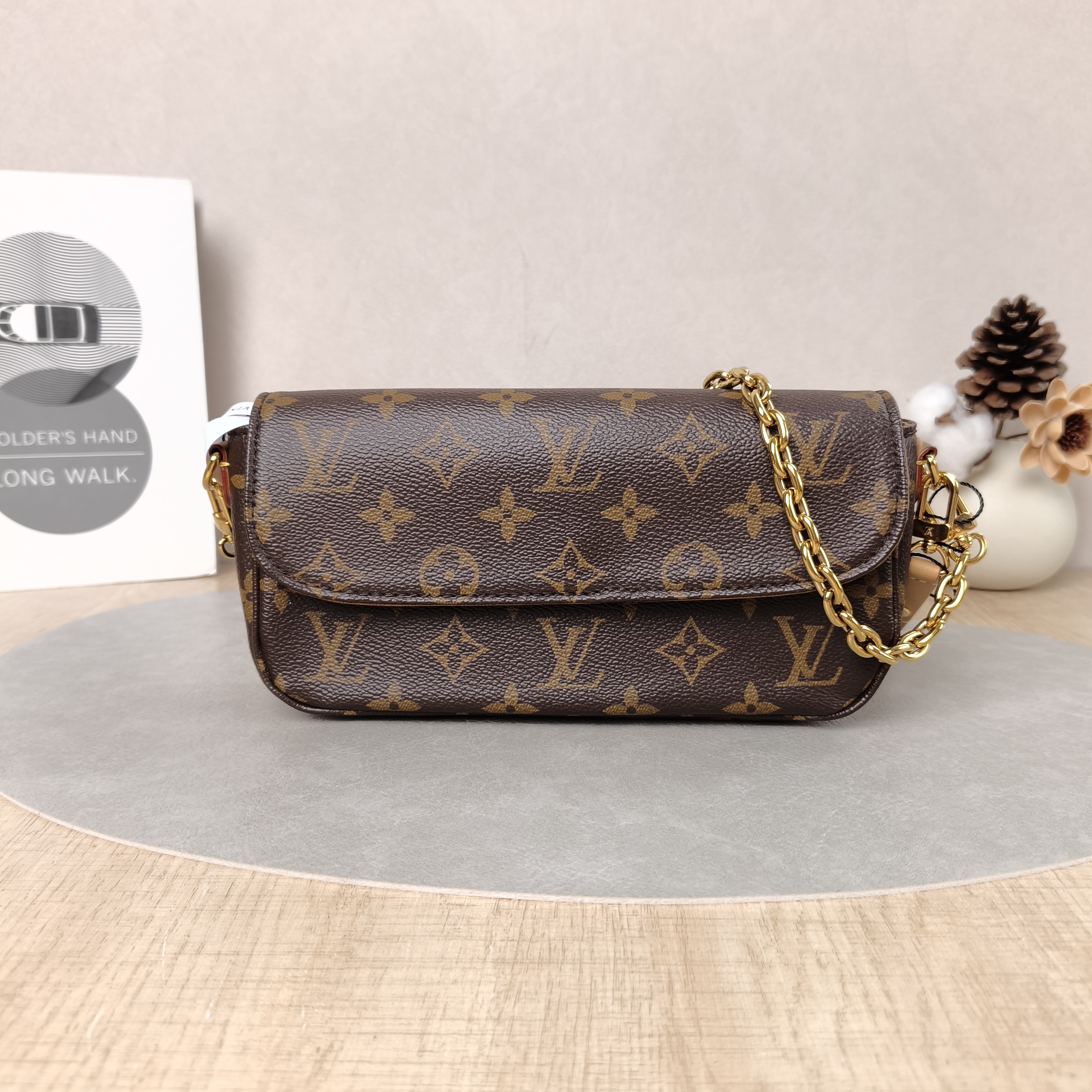 Louis Vuitton Crossbody Bag IVY Monogram PVC Small23.5 × 4.3 × 12 cm