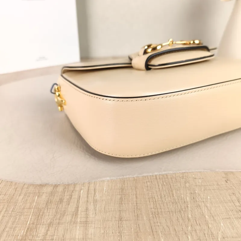 GUCCI Crossbody Bag Horsebit 1955 Horsebit Small Beige Calfskin Small 20.5 × 5 × 14.5 cm — detail view 7 of 9