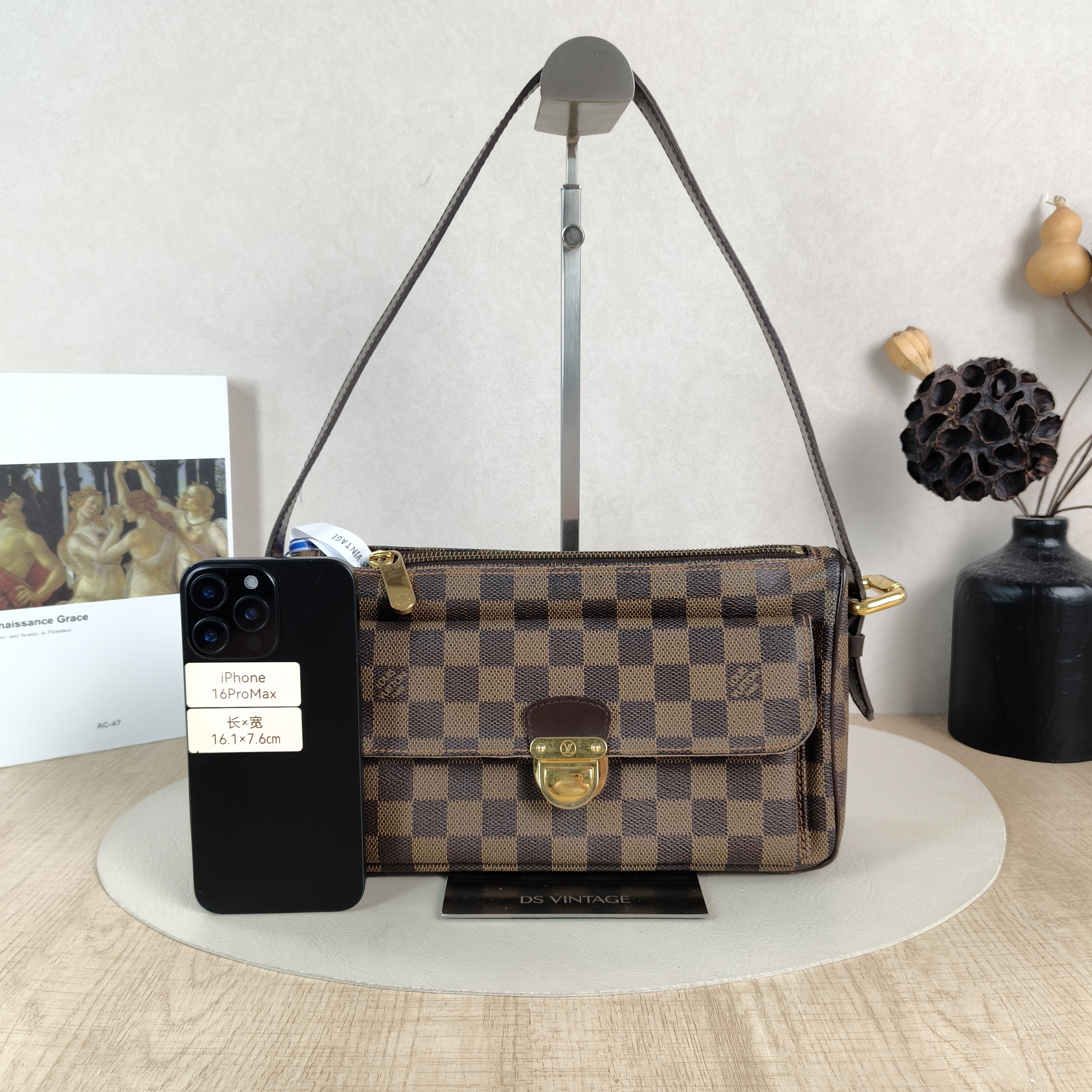 Louis Vuitton Shoulder Bag Vintage Shoulder Bag Damier Ebene PVC One Size26 × 8 × 15 cm — cover view 3 of 5