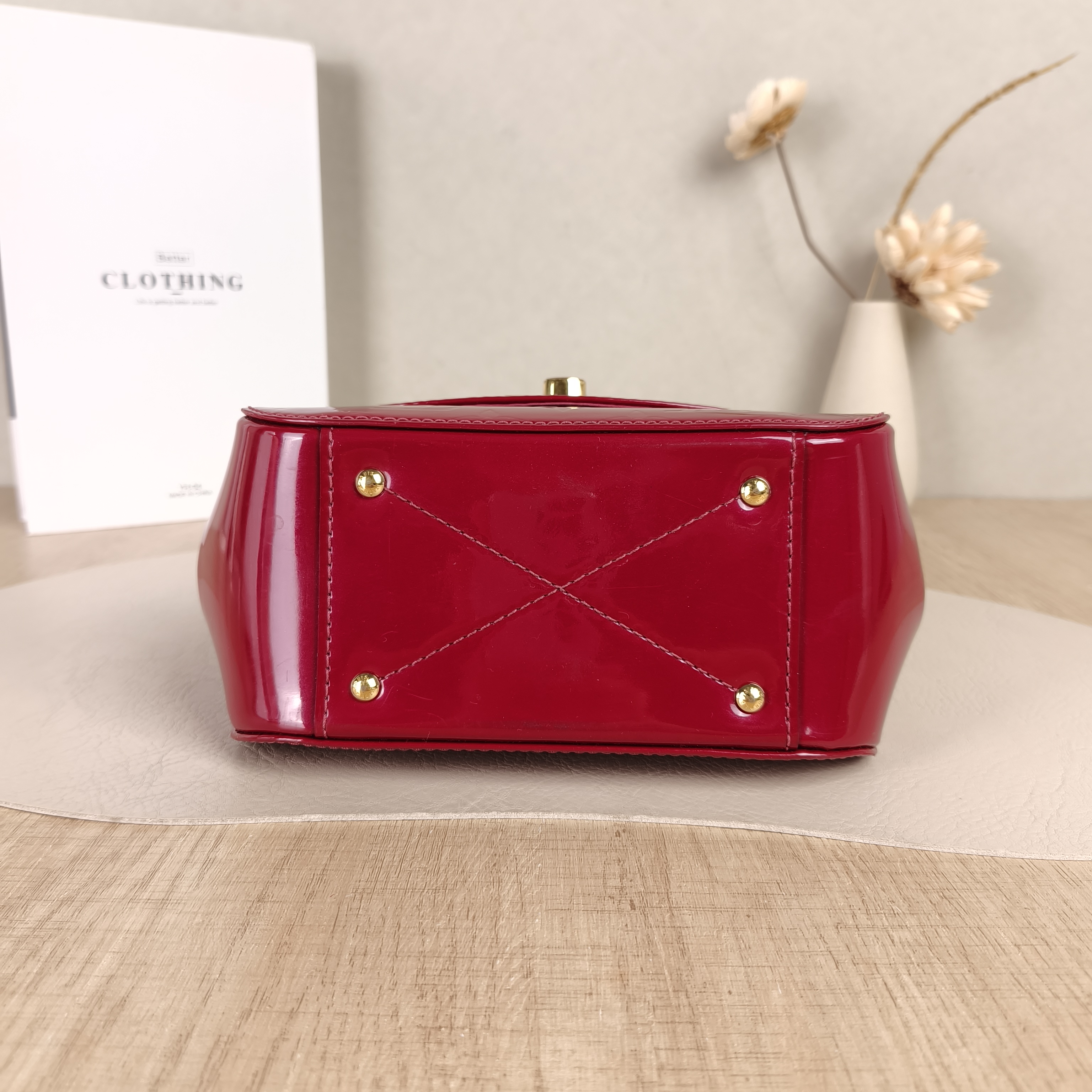 Louis Vuitton Crossbody Bag Pasadena Red Patent Leather One Size22 × 9 × 16 cm — cover view 4 of 5