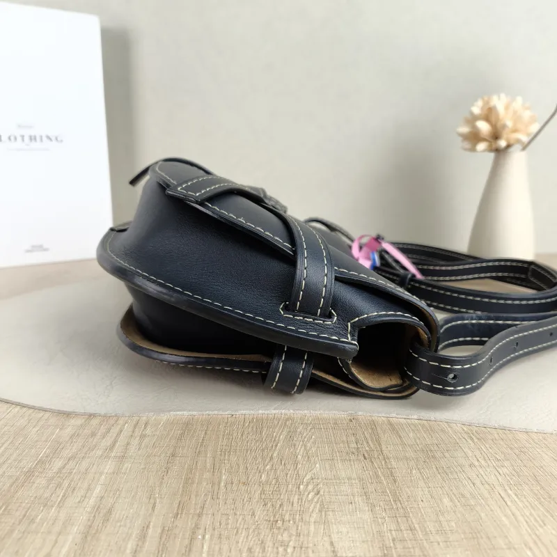 LOEWE Crossbody Bag Gate Black Calfskin Medium 25 × 11.5 × 19 cm — detail view 3 of 10