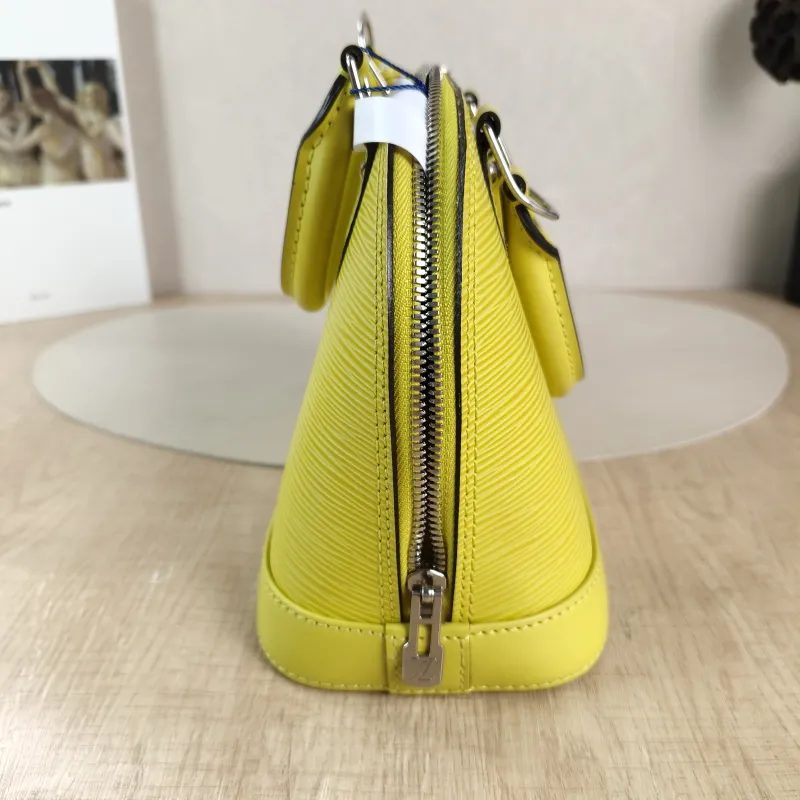 Louis Vuitton Top Handle Bag Alma Medium — detail view 6 of 10