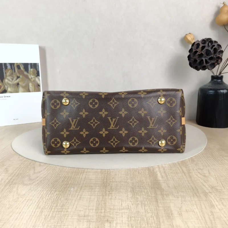 Louis Vuitton Crossbody Bag Carryall Monogram PVC Small29 × 12 × 24 cm — cover view 5 of 6