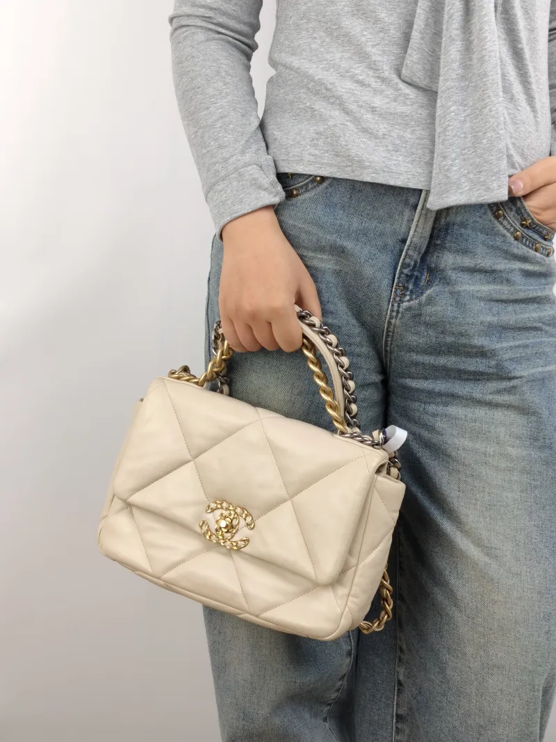 Chanel Crossbody Bag 19Bag Beige Lambskin Small 26 × 9 × 16 cm 30 — on-model view 3 of 3