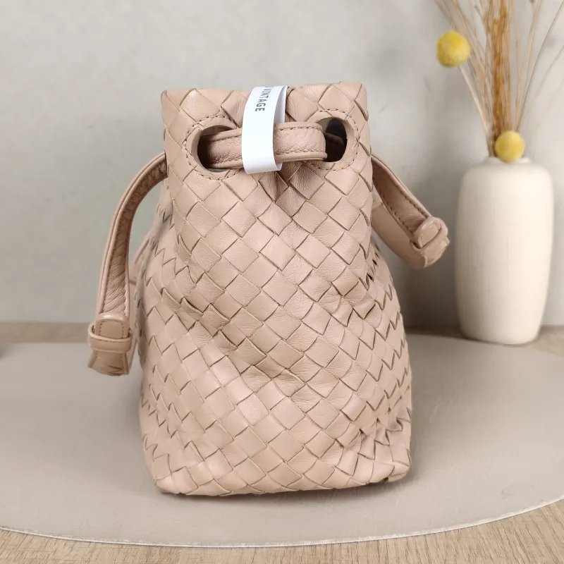 Bottega Veneta Top Handle Bag Woven Top Handle Bag Pink Lambskin One Size 24 × 11 × 20 cm — detail view 10 of 10