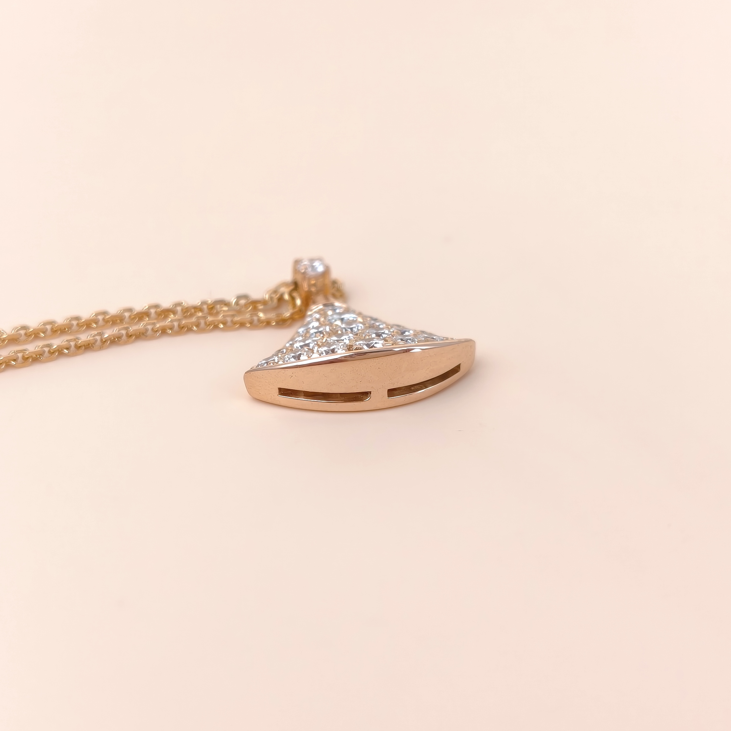 Bvlgari Necklace DIVAS’ DREAM Collection Pavé Diamond Rose Gold Diamond18KR ose Goldmini Pendant0.9cm — cover view 2 of 11