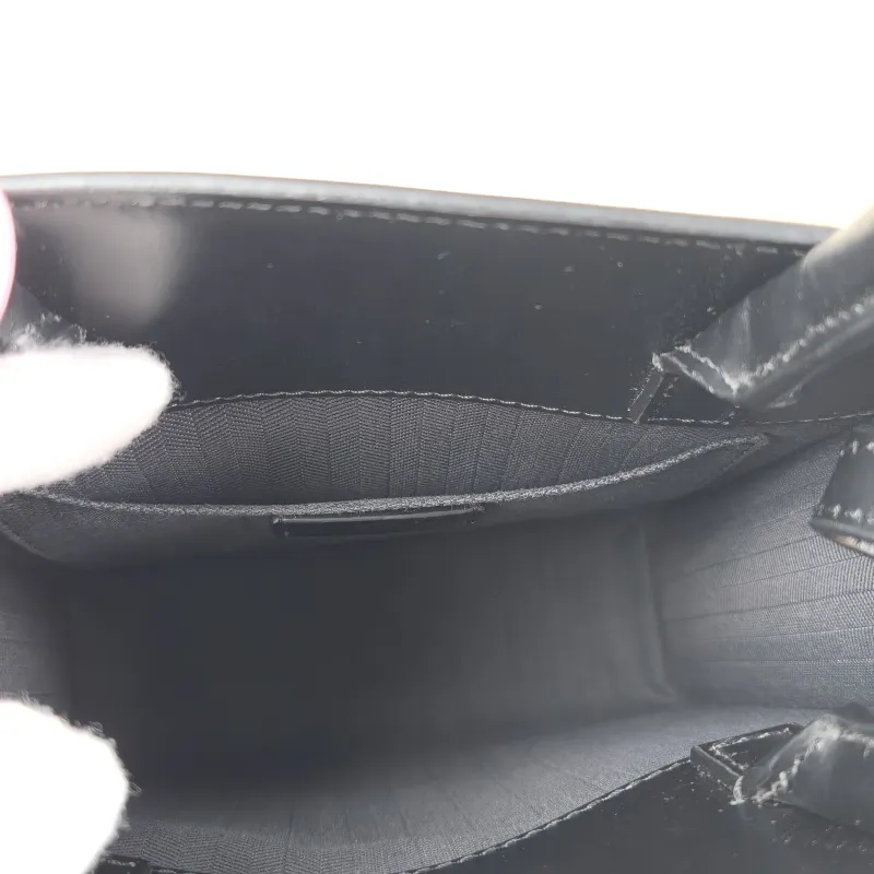 LOEWE Crossbody Bag A5 Tote Black Calfskin One Size17 × 6 × 21 cm — detail view 2 of 10