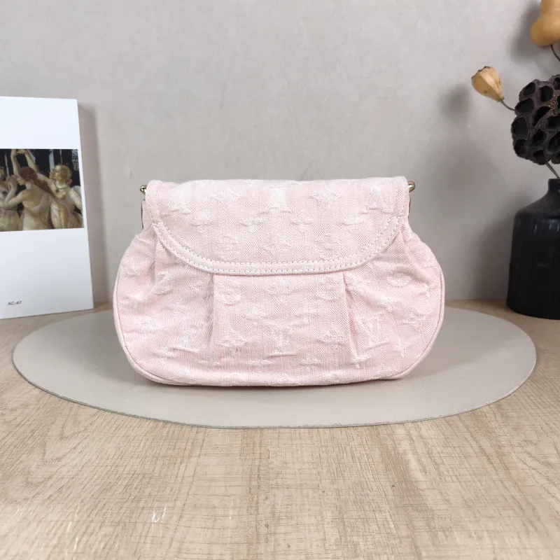 Louis Vuitton Shoulder Bag Sunset Pink One Size 27 × 3 × 18 cm — cover view 3 of 6