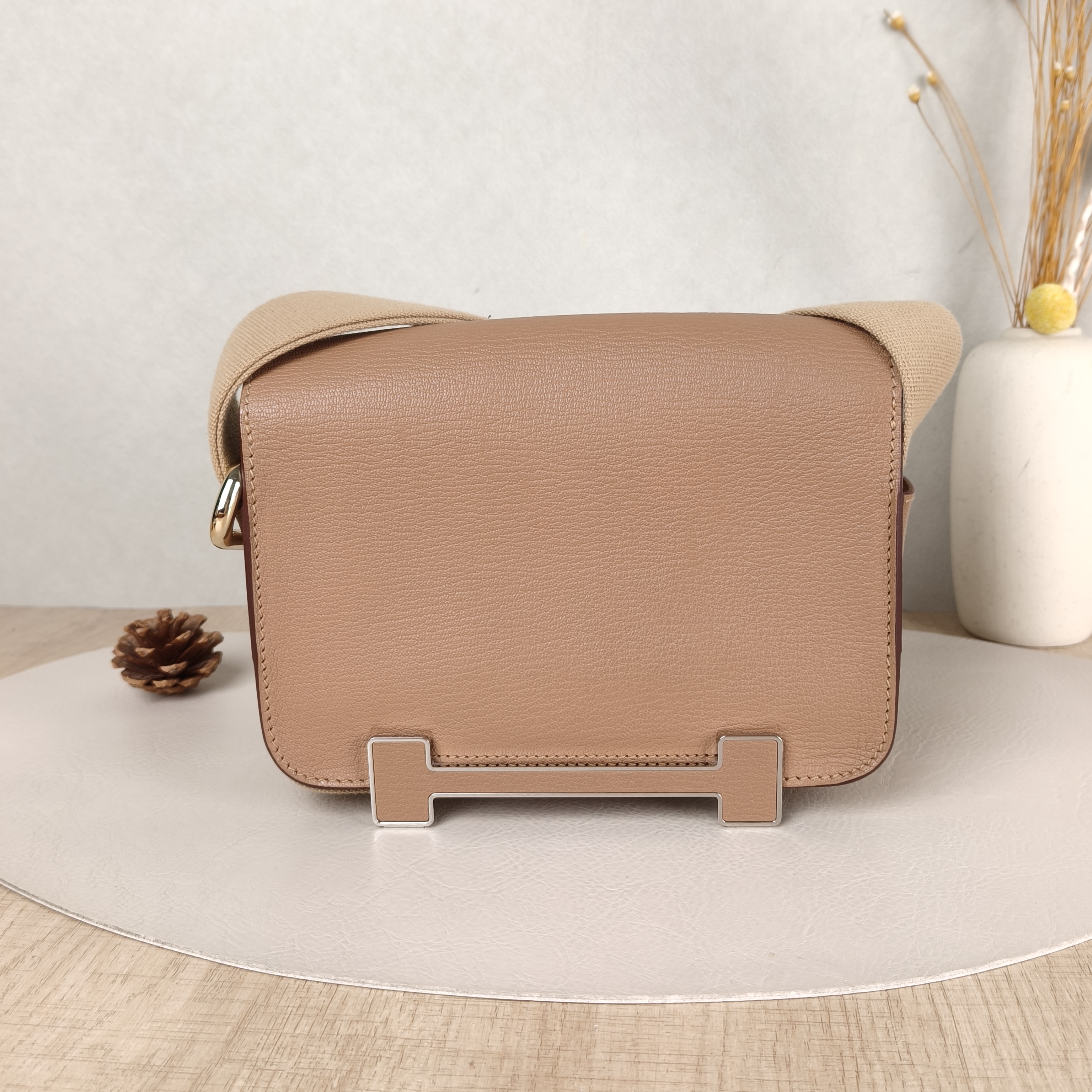 Hermès Crossbody Bag Geta 0MC hai 2J Lambskin One Size20 × 7 × 15 cm — cover view 6 of 6
