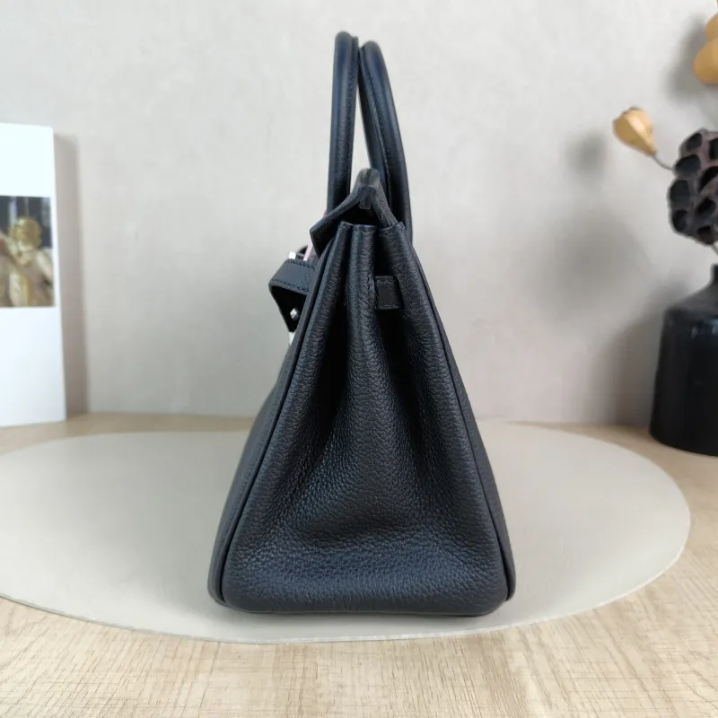 Hermès Top Handle Bag Birkin 25 Silver-Tone Hardware 89Black Silver-Tone Hardware Togo Calfskin Small 25 × 13 × 20 cm G — detail view 11 of 11