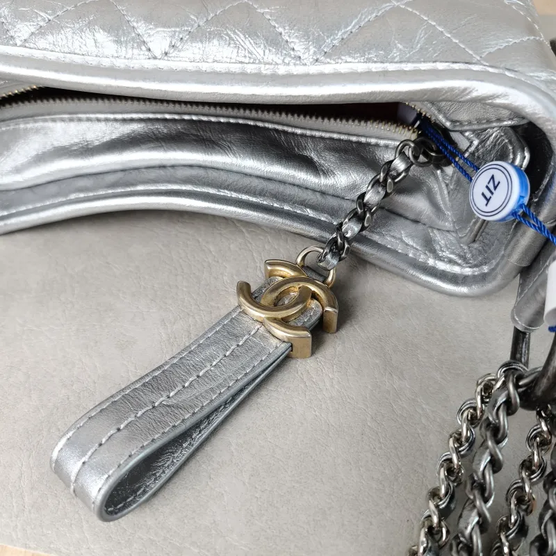 Chanel Crossbody Bag Gabrielle Gabrielle Bag Silver CC alfskin Small20 × 8 × 15 cm — detail view 5 of 13