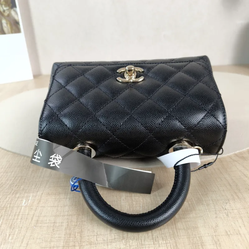 Chanel Top Handle Bag Coco Handle​ Black Grained Calfskin Mini 19 × 9 × 13 cm — detail view 6 of 12