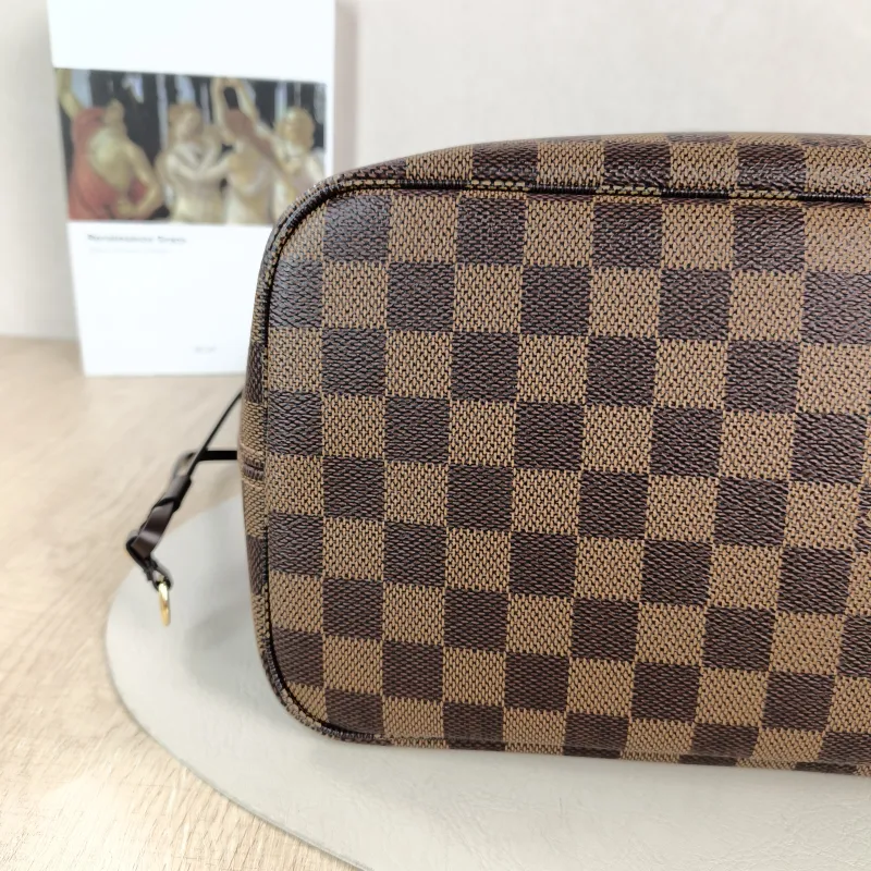 Louis Vuitton Shoulder Bag Neverfull Damier Ebene PVC Medium 31 × 14 × 28 cm — detail view 7 of 11