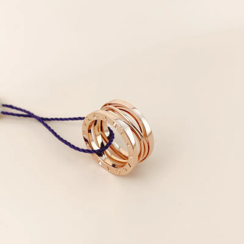 Bvlgari Ring B.zero1Collection Ring Rose Gold 18KR ose Gold One Size 52 — cover view 4 of 10