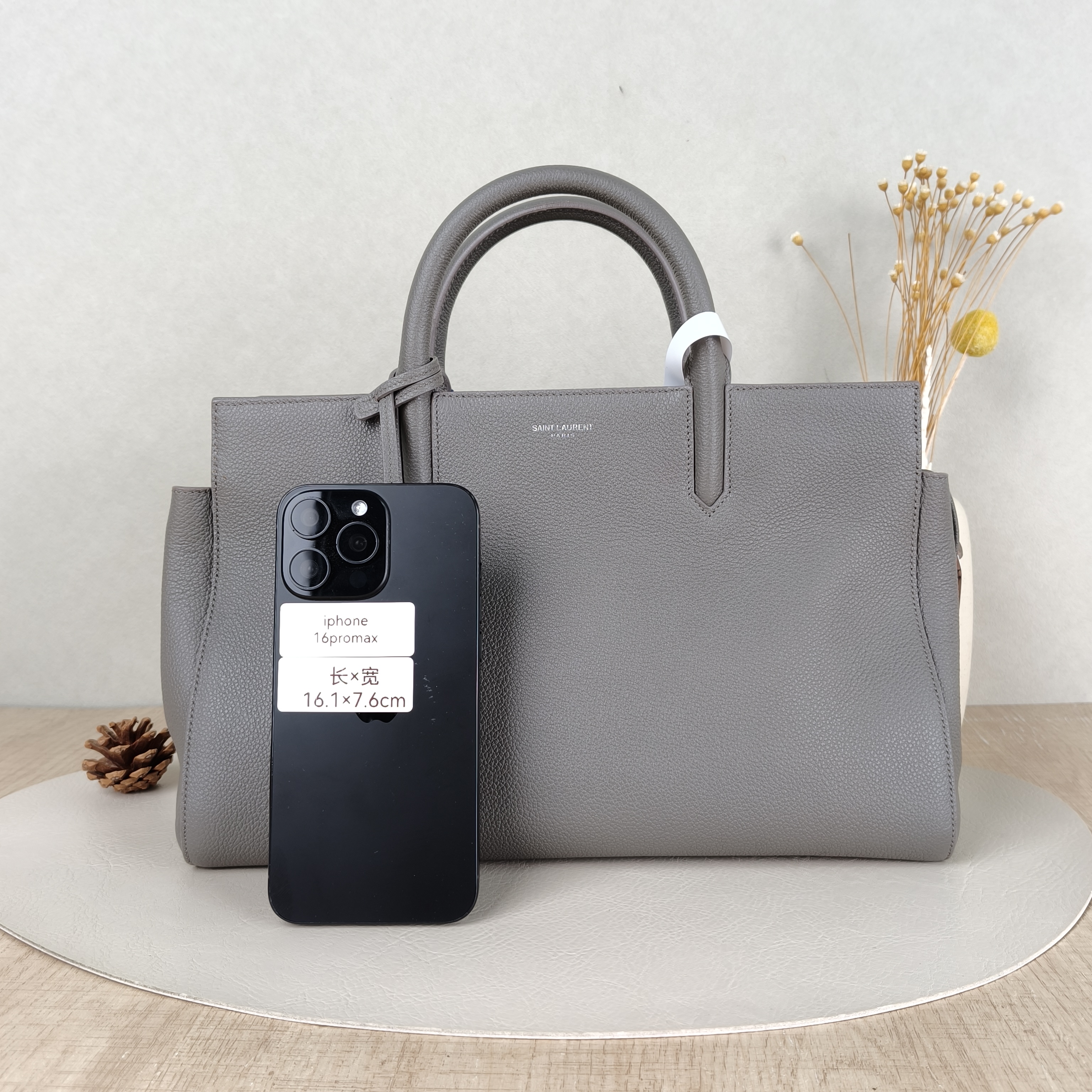 SAINT LAURENT Shoulder Bag Tote Bag Grey Calfskin One Size31 × 16 × 19 cm — cover view 4 of 5