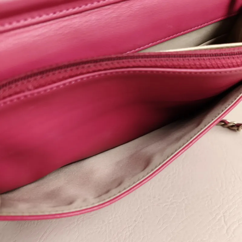 Chanel Crossbody Bag Classic Flap WOC CF WOCWOC Bag Red Lambskin One Size19 × 3.5 × 12 cm — detail view 12 of 12