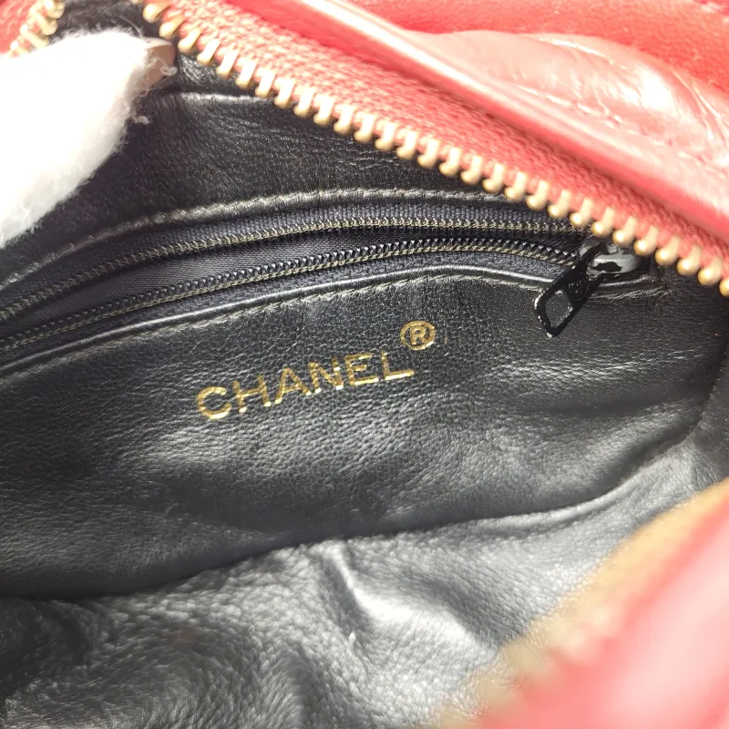Chanel Crossbody Bag Crossbody Bag Red Lambskin One Size16 × 6 × 11 cm — detail view 12 of 14