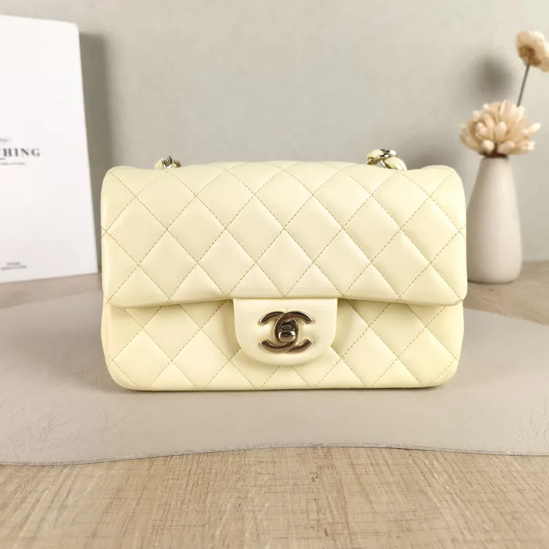 Chanel Crossbody Bag Classic Flap Large Mini CF Mini Yellow Lambskin mini 20 × 6 × 12 cm
