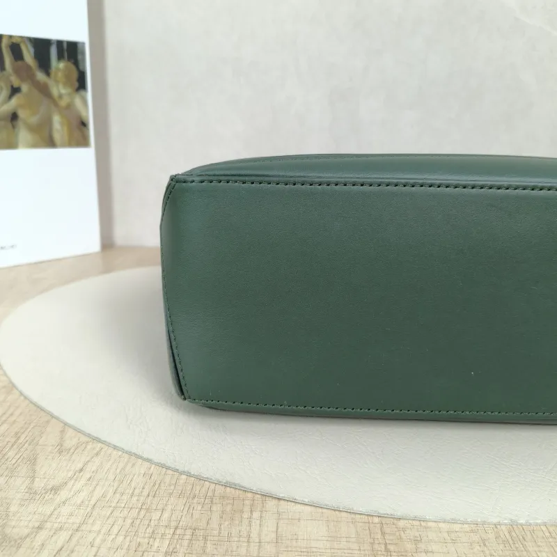LOEWE Crossbody Bag Puzzle Green CC alfskin Small24 × 10.5 × 16.5 cm — detail view 13 of 13