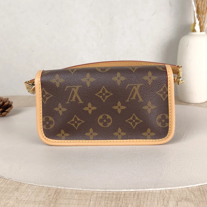 Louis Vuitton Crossbody Bag Diane Baguette Bag Monogram PVC nano 19 × 6 × 10.5 cm — cover view 3 of 6