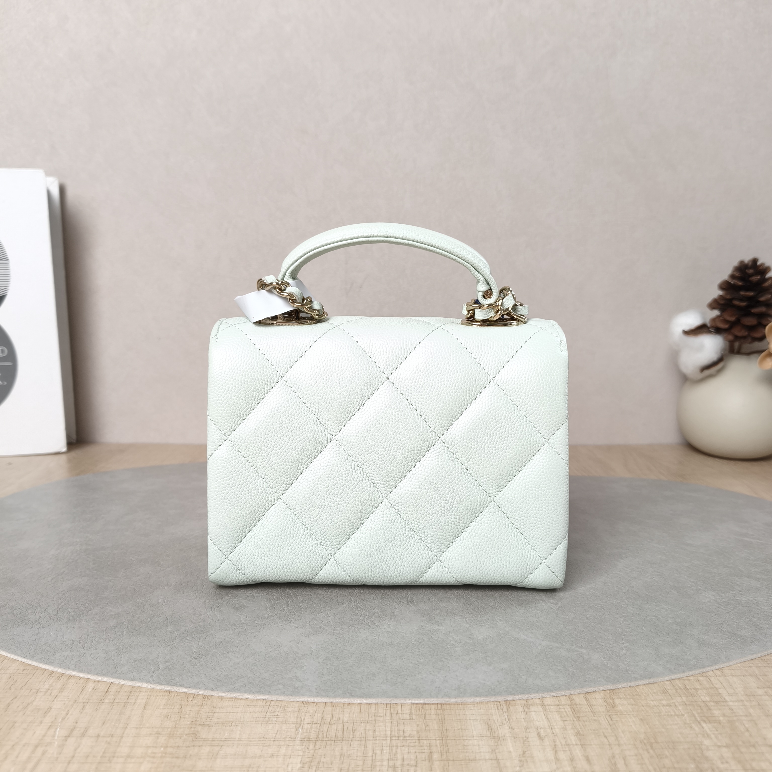 Chanel Crossbody Bag25s Top Handle Crossbody Bag Green Calfskin One Size15 × 7 × 11 cm — cover view 6 of 6